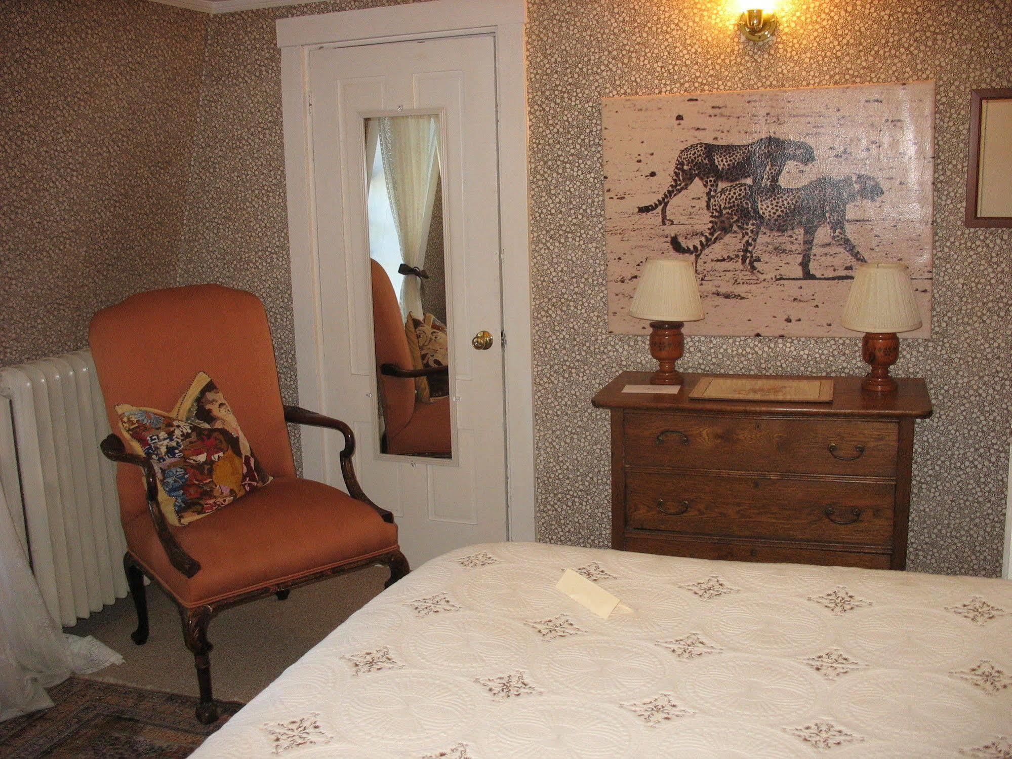The 1720 House Bed & Breakfast วินยาร์ดเฮเวน ภายนอก รูปภาพ